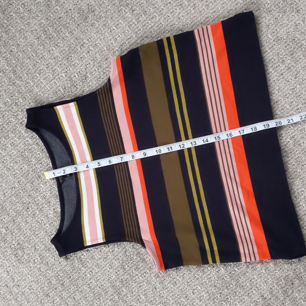 Adorable Ann Taylor Dark Blue Stripes Boatneck Sleeveless Top, Size L (P) - Picture 6 of 9